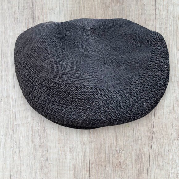 Kangol Tropic 504 Ventair Hat Large • Black Lightweight Ivy Flat Cap - Picture 1 of 6